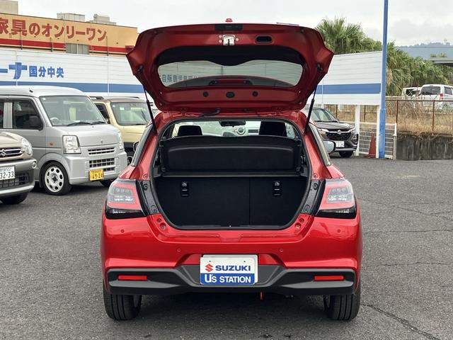 スイフト ハイブリッドＭＺ　デュアルセンサーブレーキサポートＩＩ　マイルドハイブリッド　全方位ナビ　ＣＶＴ　リモコンキー　キーレススタート　オートエアコン　オーディオスイッチ　ＡＣＣ　シートヒーター　電動パーキング　ＬＥＤ（15枚目）