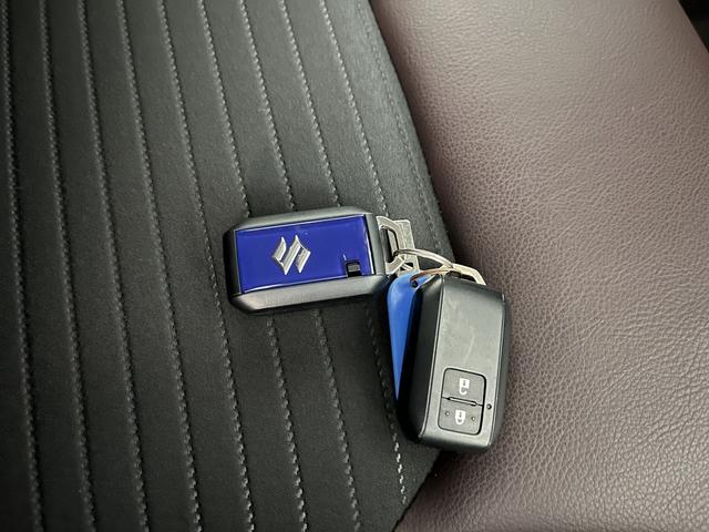 フロンクス １型　デュアルセンサーブレーキサポートＩＩ　マイルドハイブリッド　全方位ナビ　６ＡＴ　リモコンキー　キーレススタート　オートエアコン　オートライト　オーディオスイッチ　ＡＣＣ　シートヒーター　電動パーキング（22枚目）