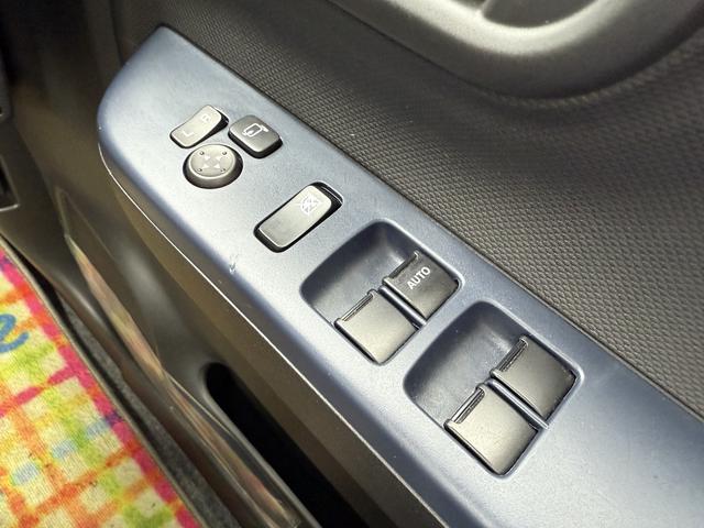 アルト L デュアルカメラブレーキサポート エネチャージ CVT オーディオレス エアコン キーレスエントリー パワーウインドウ オートライト シートヒーター ESP サイド・カーテンエアバック ホイールキャップ(19枚目)