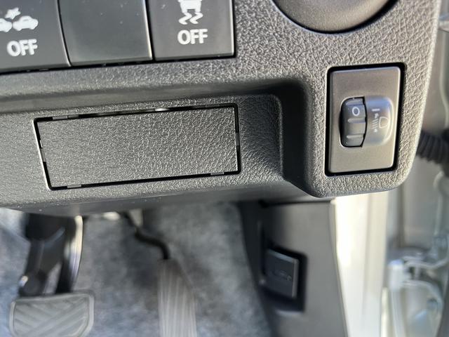 アルト L デュアルカメラブレーキサポート エネチャージ CVT オーディオレス エアコン キーレスエントリー パワーウインドウ オートライト シートヒーター ESP サイド・カーテンエアバック ホイールキャップ(23枚目)