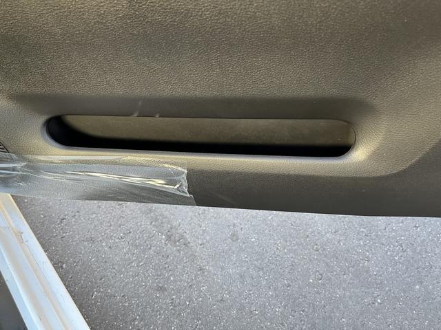 アルト L デュアルカメラブレーキサポート エネチャージ CVT オーディオレス エアコン キーレスエントリー パワーウインドウ オートライト シートヒーター ESP サイド・カーテンエアバック ホイールキャップ(39枚目)