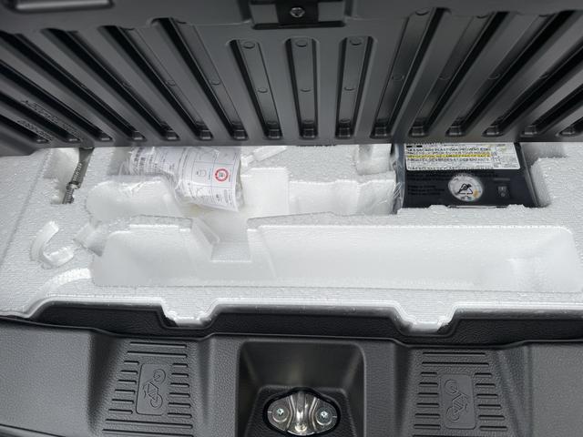 スペーシアカスタム ハイブリッドＧＳ　デュアルセンサーブレーキサポート２　マイルドハイブリッド　電動左側スライド　オーディオレス　ＣＶＴ　オートエアコン　キーレススタート　オートライト　オーディオスイッチ　ＬＥＤ　ＡＣＣ　電動パーキング（18枚目）