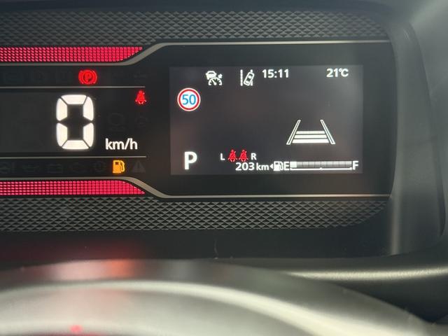 スペーシアカスタム ハイブリッドＸＳターボ　デュアルセンサーブレーキサポート２　マイルドハイブリッド　電動スライドドア　オーディオレス　ＣＶＴ　オートエアコン　キーレススタート　オートライト　オーディオスイッチ　ＬＥＤ　ＡＣＣ　電動パーキング（15枚目）