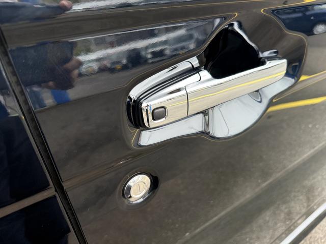 スペーシアカスタム ハイブリッドＸＳターボ　デュアルセンサーブレーキサポート２　マイルドハイブリッド　電動スライドドア　オーディオレス　ＣＶＴ　オートエアコン　キーレススタート　オートライト　オーディオスイッチ　ＬＥＤ　ＡＣＣ　電動パーキング（24枚目）