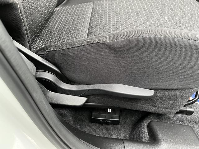 XGリミテッド デュアルセンサーブレーキサポート ナビ バックカメラ CVT リモコンキー キーレススタートシステム オートライト オートエアコン オーディオスイッチ クルコン シートヒーター ESP LEDライト(43枚目)