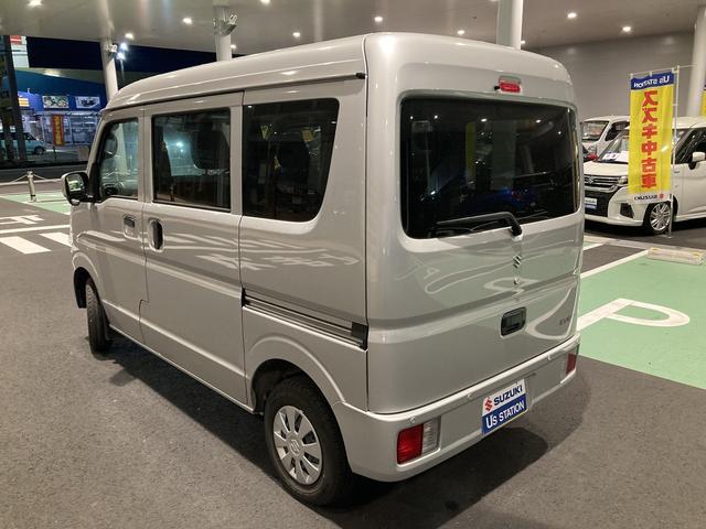 エブリイ ＪＯＩＮ　５型　衝突被害軽減ブレーキ　４ＷＤ　オーディオレス　５ＭＴ　エアコン　キーレス　電動格納式ドアミラー　パワーウインドウ　オートライト　両側スライドドア　スモークガラス　ＥＳＰ　ＨＩＤ　ホイールキャップ（9枚目）