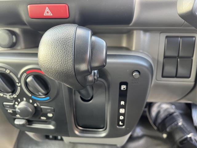 無断変速オートマ（ＣＶＴ）は滑らかな変速で燃費も良いですよ！