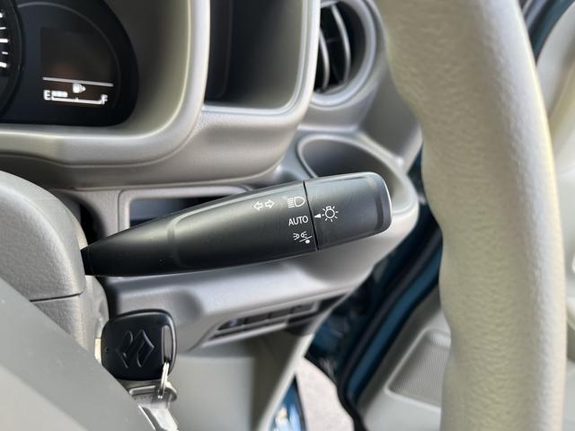 夜間も安心。自動でライトが付くオートライト装備！！