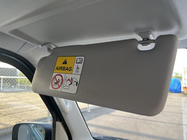 助手席のサンバイザーです。