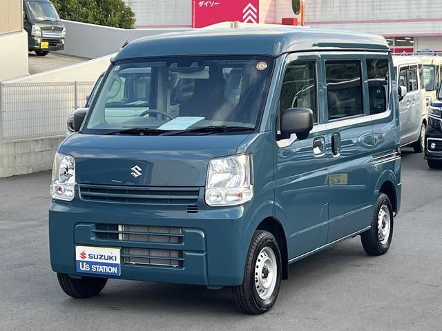 後部座席は両側スライドドアです☆狭い場所での乗り降りや荷物の積み降ろしに便利♪