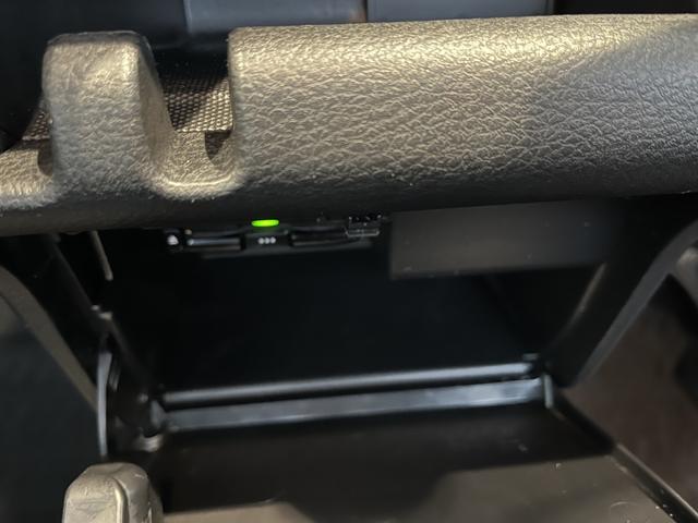 プロボックス ハイブリッドGL 衝突被害軽減ブレーキ ハイブリッド ナビ バックカメラ CVT オートエアコン パワーウインドウ キーレス オートライト ハイビームアシスト フォグ ETC 前後ドライブレコーダー 100V電源(36枚目)