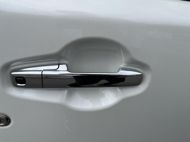 ハスラー Ｊスタイル　デュアルカメラブレーキサポート　マイルドハイブリッド　ナビ　全方位カメラ　ＣＶＴ　オートエアコン　リモコンキー　キーレススタート　オートライト　　シートヒーター　オーディオスイッチ　ＬＥＤ　アルミ（25枚目）