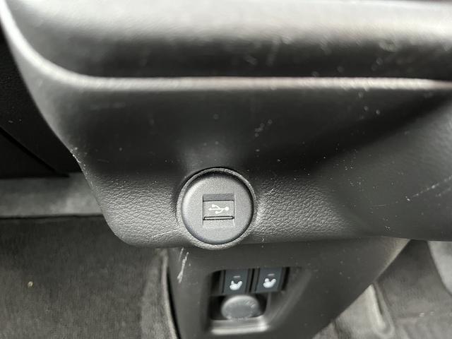 ハスラー Ｊスタイル　デュアルカメラブレーキサポート　マイルドハイブリッド　ナビ　全方位カメラ　ＣＶＴ　オートエアコン　リモコンキー　キーレススタート　オートライト　　シートヒーター　オーディオスイッチ　ＬＥＤ　アルミ（30枚目）