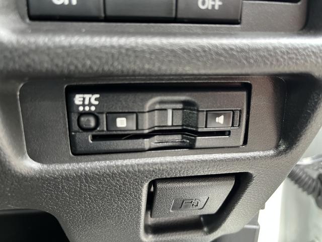 ハスラー Ｊスタイル　デュアルカメラブレーキサポート　マイルドハイブリッド　ナビ　全方位カメラ　ＣＶＴ　オートエアコン　リモコンキー　キーレススタート　オートライト　　シートヒーター　オーディオスイッチ　ＬＥＤ　アルミ（33枚目）