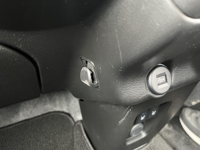 ハスラー Ｊスタイル　デュアルカメラブレーキサポート　マイルドハイブリッド　ナビ　全方位カメラ　ＣＶＴ　オートエアコン　リモコンキー　キーレススタート　オートライト　　シートヒーター　オーディオスイッチ　ＬＥＤ　アルミ（39枚目）