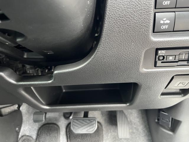 ハスラー Ｊスタイル　デュアルカメラブレーキサポート　マイルドハイブリッド　ナビ　全方位カメラ　ＣＶＴ　オートエアコン　リモコンキー　キーレススタート　オートライト　　シートヒーター　オーディオスイッチ　ＬＥＤ　アルミ（42枚目）