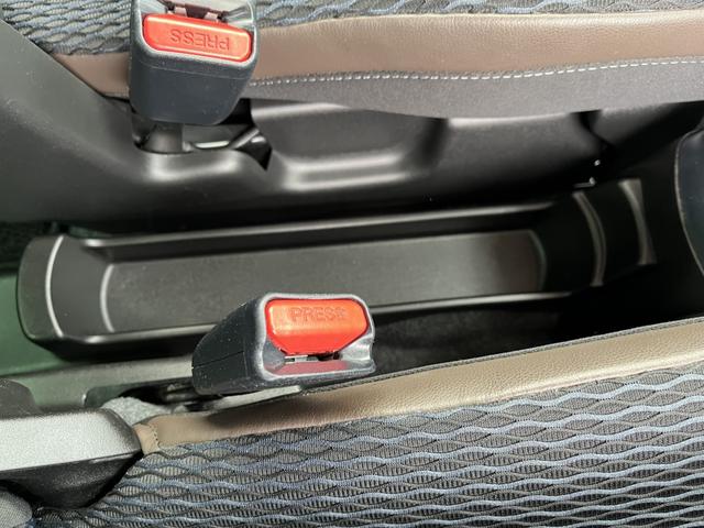 ハスラー Ｊスタイル　デュアルカメラブレーキサポート　マイルドハイブリッド　ナビ　全方位カメラ　ＣＶＴ　オートエアコン　リモコンキー　キーレススタート　オートライト　　シートヒーター　オーディオスイッチ　ＬＥＤ　アルミ（44枚目）