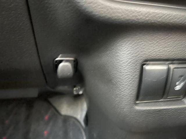 ちょっとした小物を引っかけられるショッピングフックです。