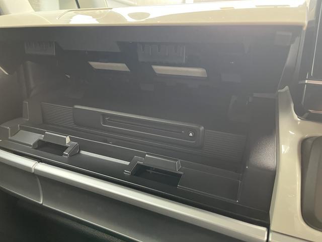 室内には収納スペースがたくさんあります。