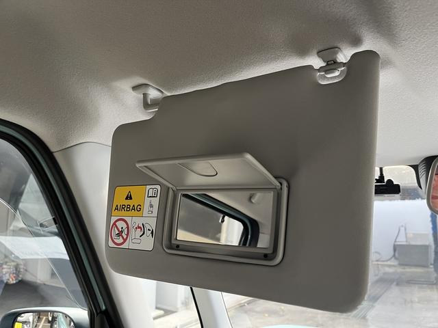 助手席側のバニティーミラー付サンバイザーです。