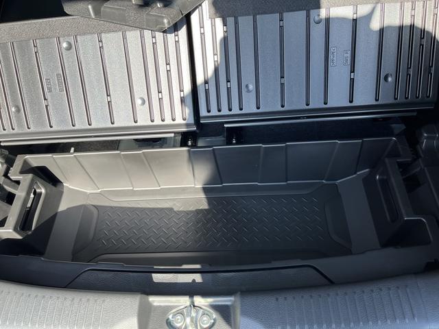 ハスラー タフワイルドターボ　デュアルカメラブレーキサポート　マイルドハイブリッド　オーディオレス　ＣＶＴ　　キーレススタート　オートライト　シートヒーター　オーディオスイッチ　ＡＣＣ　ＥＳＰＬＥＤ　フォグ　アルミ　ルーフレール（20枚目）