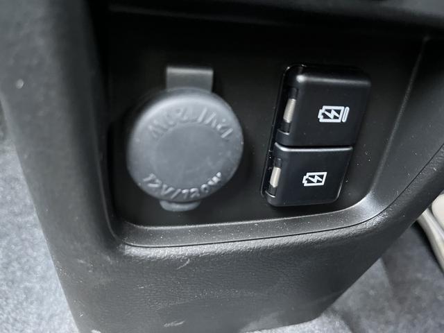 ハスラー タフワイルドターボ　デュアルカメラブレーキサポート　マイルドハイブリッド　オーディオレス　ＣＶＴ　　キーレススタート　オートライト　シートヒーター　オーディオスイッチ　ＡＣＣ　ＥＳＰＬＥＤ　フォグ　アルミ　ルーフレール（30枚目）