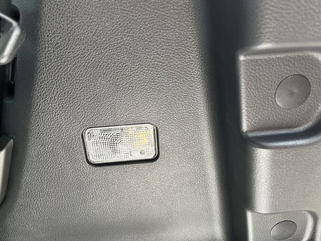 スペーシア ハイブリッドＸ　デュアルセンサーブレーキサポートＩＩ　マイルドハイブリッド　電動スライドドア　全方位ナビ　ＣＶＴ　オートエアコン　リモコンキー　キーレススタート　オートライト　オーディオスイッチ　ＬＥＤ　ＥＳＰ（19枚目）