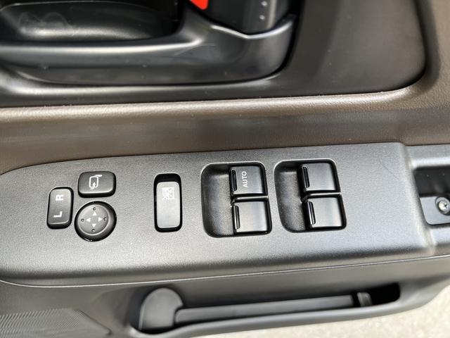 スペーシア ハイブリッドＸ　デュアルセンサーブレーキサポートＩＩ　マイルドハイブリッド　電動スライドドア　全方位ナビ　ＣＶＴ　オートエアコン　リモコンキー　キーレススタート　オートライト　オーディオスイッチ　ＬＥＤ　ＥＳＰ（27枚目）