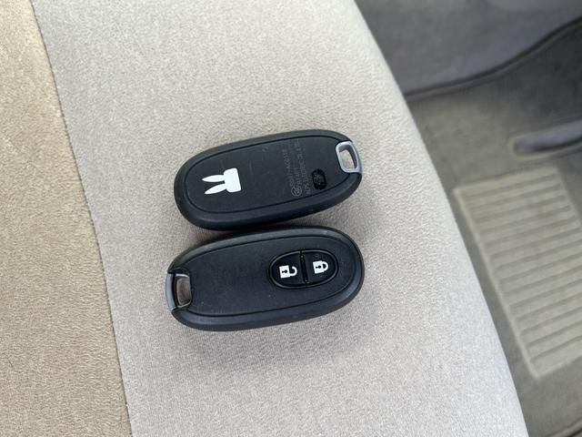 アルトラパン Ｘ　衝突被害軽減ブレーキ　エネチャージ　ナビ　全方位カメラ　ＣＶＴ　オートエアコン　リモコンキー　キーレススタート　オートライト　オーディオスイッチ　シートヒーター　ドラレコ　ＨＩＤ　アルミ　ＥＳＰ（20枚目）