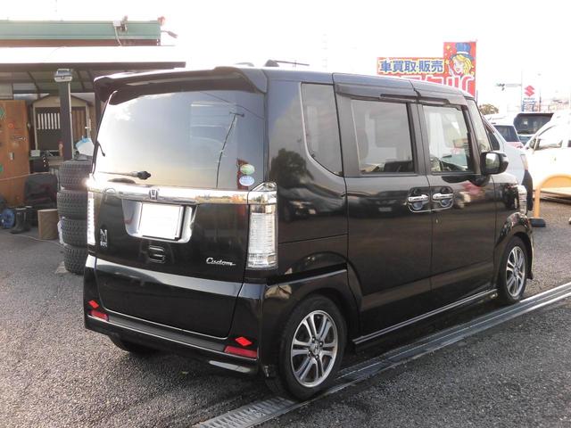 Ｎ－ＢＯＸカスタム Ｇ・Ｌパッケージ　無限フロントグリル　無限サイドバイザー　ローダウン　ドラレコ　純１４ＡＷ　片側パワスラ　ナビＴＶ　バックカメラ　ＢＴ音楽　ＥＴＣ　ＡＵＸ　フォグランプ　スマートキー　車内清掃済（8枚目）