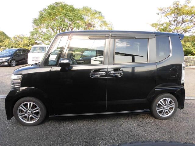 Ｎ－ＢＯＸカスタム Ｇ・Ｌパッケージ　無限フロントグリル　無限サイドバイザー　ローダウン　ドラレコ　純１４ＡＷ　片側パワスラ　ナビＴＶ　バックカメラ　ＢＴ音楽　ＥＴＣ　ＡＵＸ　フォグランプ　スマートキー　車内清掃済（11枚目）