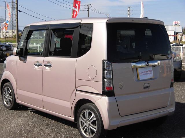 Ｎ－ＢＯＸ Ｇ　ＳＳパッケージ　特別使用車　両側パワースライドドア　社外ナビＴＶ　ＢＴ接続　ステアリングリモコン　前後ドラレコ　バックカメラ　純１４ＡＷ　スマートキー　ＥＴＣ　車内清掃済（9枚目）