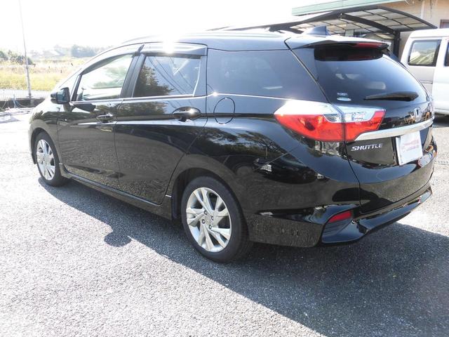 シャトル ハイブリッドＺ　ＳＤナビＴＶ　純１６ＡＷ　バックカメラ　シートヒーター　ＬＥＤオートライト　ＣＴＢＡ（シティブレーキアクティブシステム）　フォグランプ　ＥＴＣ　スマートキー　　車内清掃済（8枚目）