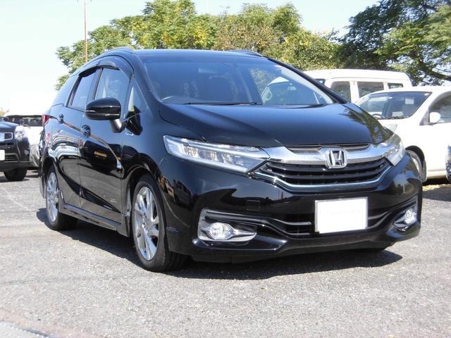 シャトル ハイブリッドＺ　ＳＤナビＴＶ　純１６ＡＷ　バックカメラ　シートヒーター　ＬＥＤオートライト　ＣＴＢＡ（シティブレーキアクティブシステム）　フォグランプ　ＥＴＣ　スマートキー　　車内清掃済（13枚目）