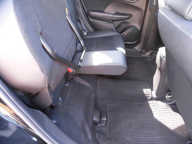 シャトル ハイブリッドＺ　ＳＤナビＴＶ　純１６ＡＷ　バックカメラ　シートヒーター　ＬＥＤオートライト　ＣＴＢＡ（シティブレーキアクティブシステム）　フォグランプ　ＥＴＣ　スマートキー　　車内清掃済（42枚目）