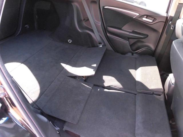 シャトル ハイブリッドＺ　ＳＤナビＴＶ　純１６ＡＷ　バックカメラ　シートヒーター　ＬＥＤオートライト　ＣＴＢＡ（シティブレーキアクティブシステム）　フォグランプ　ＥＴＣ　スマートキー　　車内清掃済（44枚目）