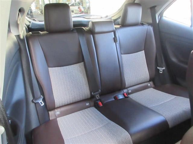 ヤリスクロス ハイブリッドＺ　ドライブレコーダ　インテリジェントキー　アルミホイル　ＬＥＤライト　リアカメラ　ナビ　クルーズコントロール　整備記録簿　横滑り防止システム　メモリーナビゲーション　電動シ－ト　パワステ　オートエアコン（6枚目）