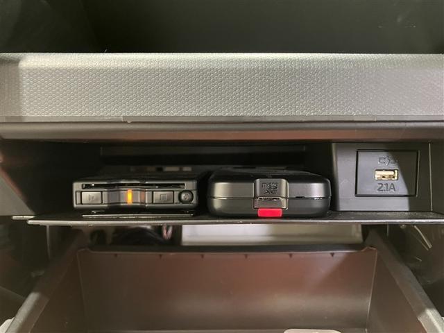 タフト G 運転席助手席エアバッグ 被害軽減ブレーキ Iストップ リアカメラ メモリナビ スマートキー&プッシュスタート 横滑り防止 点検記録簿 ドライブレコーダー フルセグ地デジTV ナビTV ETC DVD(10枚目)