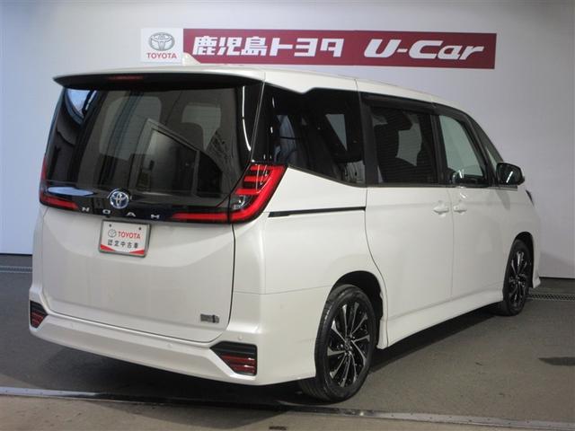 ノア ハイブリッドＳ－Ｚ　寒冷地　横滑り防止機能　エアバッグ　オートクルーズコントロール　地デジ　両側自動ドア　スマートエントリー　ＬＥＤランプ　バックモニター　メモリナビ　半革シート　ＥＴＣ付き　ＡＢＳ　ＡＣ１００Ｖ　記録簿（2枚目）