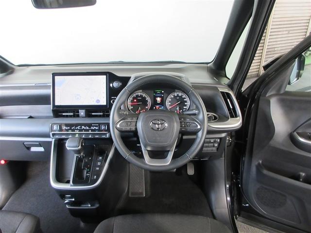 ヴォクシー Ｓ－Ｇ　点検記録簿付　Ｒカメラ　メモリーナビ　アルミホイル　ＬＥＤヘッドランプ　横滑り防止装置　スマートキ　キーレスエントリー　３列シート　ナビ＆ＴＶ　フルセグテレビ　盗難防止システム　デュアルエアコン（3枚目）