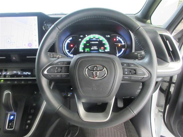 ヴォクシー ハイブリッドＳ－Ｚ　パワーウィンドウ　ＤＶＤ再生機能　インテリキー　横滑防止装置　地デジＴＶ　アクティブクルーズコントロール　フルオートエアコン　リアカメラ　エアバッグ　ＡＢＳ　１００Ｖ充電　ナビＴＶ　ＷＡＣ　キーレス（12枚目）