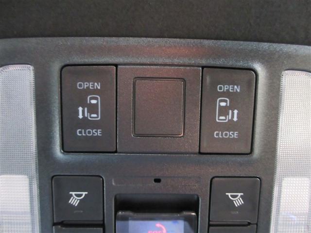 ヴォクシー ハイブリッドＳ－Ｚ　パワーウィンドウ　ＤＶＤ再生機能　インテリキー　横滑防止装置　地デジＴＶ　アクティブクルーズコントロール　フルオートエアコン　リアカメラ　エアバッグ　ＡＢＳ　１００Ｖ充電　ナビＴＶ　ＷＡＣ　キーレス（15枚目）