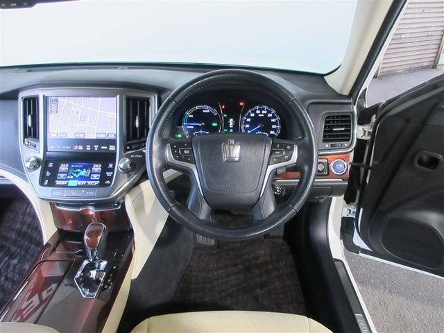 クラウンハイブリッド ロイヤルサルーンＧ　Ｂモニター　ＨＤＤナビゲーション　オートエアコン　ナビＴＶ　電動シート　フルセグＴＶ　盗難防止システム　ドラレコ　キーレス　パワーウィンドウ　アルミホイール　横滑り防止装置　ＥＴＣ　ＰＳ　エアバッグ（3枚目）