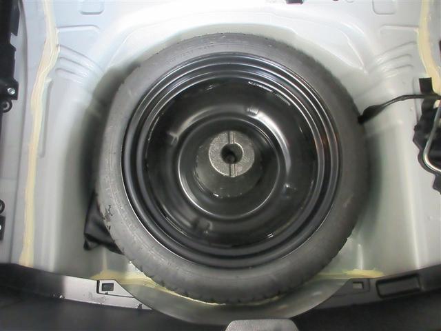 ヴィッツ ハイブリッドF セーフティーエディションII バックモニタ 衝突軽減 エアバッグ スマートキ ESC オートエアコン DVD再生可 盗難防止装置 ドライブレコーダー フルセグTV ETC ABS LEDヘッドライト キーレス メモリーナビ(7枚目)