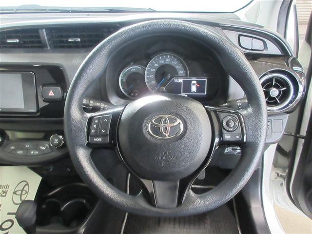 ヴィッツ ハイブリッドF セーフティーエディションII バックモニタ 衝突軽減 エアバッグ スマートキ ESC オートエアコン DVD再生可 盗難防止装置 ドライブレコーダー フルセグTV ETC ABS LEDヘッドライト キーレス メモリーナビ(10枚目)