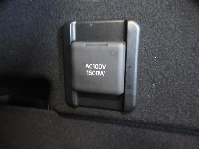 クラウンクロスオーバー Ｇアドバンスド・レザーパッケージ　ＴＳＳ　レザー　フルセグＴＶ　ナビＴＶ　パワーシート　ＬＥＤヘッドライト　クルーズコントロール　Ｂカメラ　ドライブレコーダ　オートエアコン　アルミホイル　ＥＴＣ付　横滑り防止装置　４ＷＤ　盗難防止装置（8枚目）