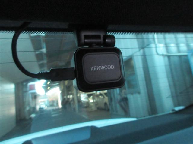 クラウンハイブリッド ＲＳアドバンス　地デジ　衝突被害軽減装置　ドライブレコーダ　ＬＥＤヘットライト　後カメラ　クルコン　ＡＣ　Ｐシート　エアバッグ　ナビＴＶ　セキュリティーアラーム　１００Ｖ充電　キーフリー　スマートキ　パワーウィンドウ（18枚目）