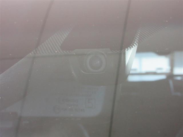 ハリアーハイブリッド Ｚ　レザーパッケージ　地デジ　横滑防止　盗難防止システム　Ｂモニター　革　ＬＥＤライト　パワーウィンドウ　クルコン　スマートキ－　助手席エアバック　パワーシート　エアバッグ　点検記録簿　オートエアコン　ナビＴＶ　ＥＴＣ（14枚目）