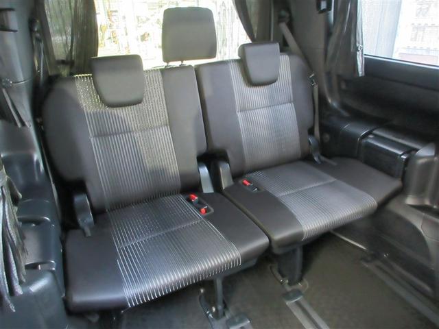 ヴォクシー ＺＳ　両電動スライドドア　地デジ　盗難防止システム　オートエアコン　ダブルエアバッグ　ＤＶＤ再生可　ＥＴＣ　ＬＥＤヘッドライト　キーレスエントリー　メモリーナビ　オートクルーズ　ナビＴＶ　３列シート　ＰＷ（7枚目）