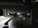 IS300h バージョンL 衝突被害軽減 パワーウィンドウ ETC車載器 オートクルーズ サイドSRS パワーステアリング 電動シート キーレス TVナビ DVD AC 盗難防止システム 横滑り防止機能 エアバッグ ABS(21枚目)